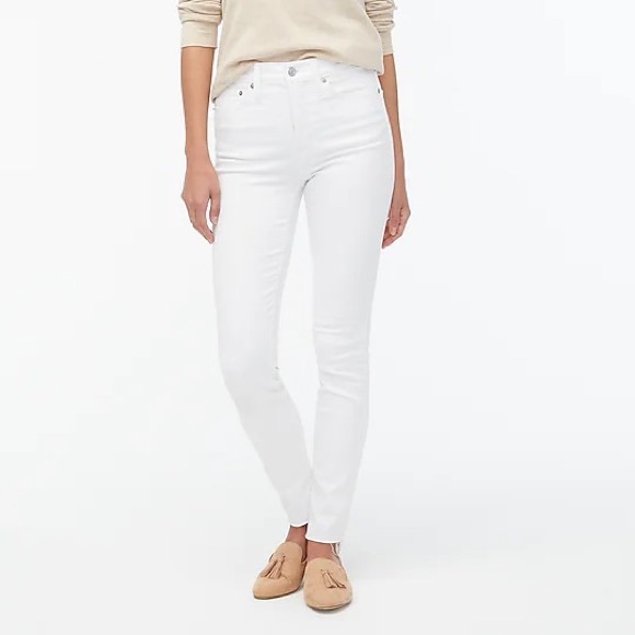 Judy Blue High Waisted Skinny White Jeans – A Little Bird Boutique